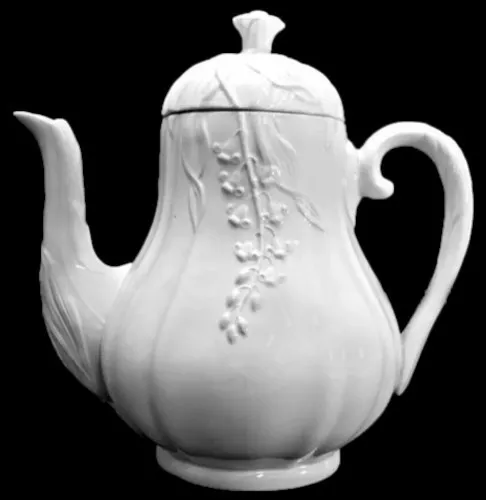 Flora Shape | John Alcock | Teapot or Coffee Pot Base and Lid | Item | 010