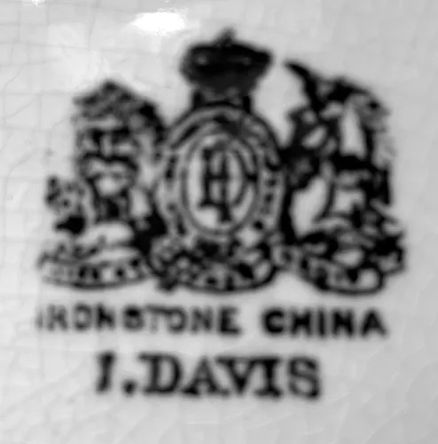 Gothic | Isaac Davis | Relish Dish | Mark | 001