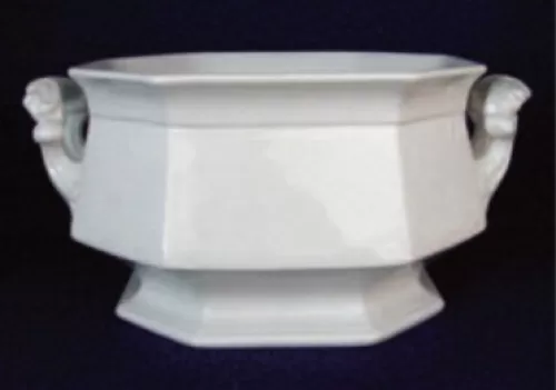 Lantern | John Jr. & Samuel Alcock | Sauce or Soup Tureen Base | Item | 001