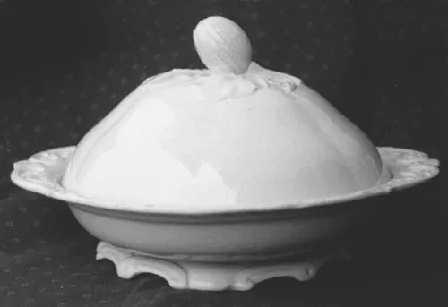 Lily Pad | Francis Morley (& Co.) | Vegetable Tureen Base and Lid | Item | 001