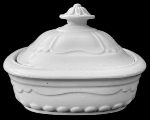 Niagara Shape (Scalloped Decagon) | J. Wedgwood | Soap Box Base and Lid | Item | 001