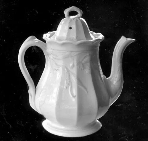 Poppy Shape | James & Charles Wileman | Teapot or Coffee Pot Base and Lid | Item | 001
