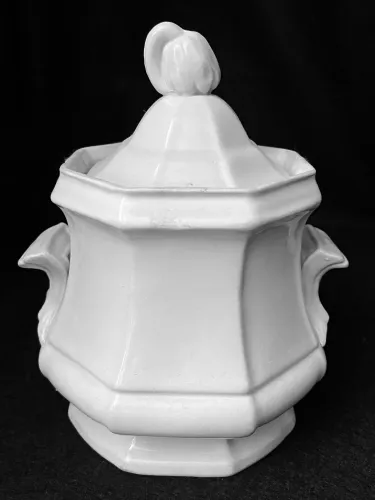 Prize Nodding Bud | T. J. & J. Mayer | Sugar Bowl with Lid | Item | 001