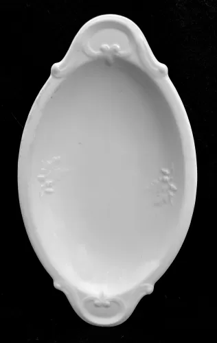 Round Oak and Acorn | Baker & Chetwynd | Relish Dish | Item | 001