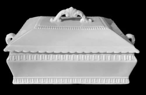 The Box | S. Bridgwood & Son | Vegetable Tureen Base and Lid | Item | 001