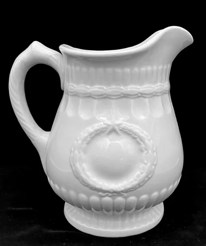 Victory Shape (Laurel Wreath) | Elsmore & Forster | Table Pitcher | Item | 002