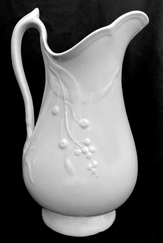 Winterberry | Bridgwood & Clarke | Ewer | Item | 002