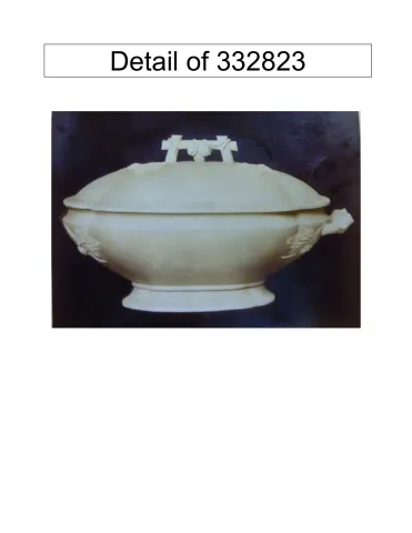332823
