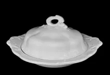 Acanthus | Johnson Bros. (Late Pankhurst & Co.) | Butter Dish with Lid | Item | 001