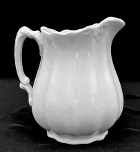 Acanthus_Johnson Bros. (Late Pankhurst & Co.)_Creamer or Cream Pitcher_Item_001