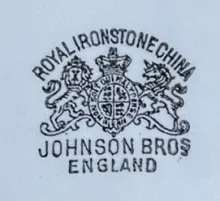 Acanthus_Johnson Bros. (Late Pankhurst & Co.)_Serving Bowl_Mark_006