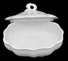 Acanthus_Johnson Bros. (Late Pankhurst & Co.)_Soap Box Base and Lid_Item_002