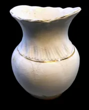 Admiral | Vodrey Pottery Co. | Brush Vase (One Piece Design) | DecItem | 001