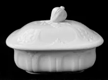Asia Shape_G. Wooliscroft_Soap Box Base and Lid_Item_001