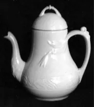 Athenia_J. T. Close & Co._Teapot or Coffee Pot Base and Lid_Item_001
