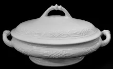 Athenia_J. T. Close & Co._Vegetable Tureen Base and Lid_Item_001