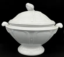 Atlantic Shape_T. & R. Boote (& Co.)_Sauce or Soup Tureen Base and Lid_Item_001