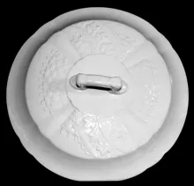Basketweave with Band and Ribs | Arthur J. Wilkinson (Late Richard Alcock) | Chamber Pot Lid | Item | 001