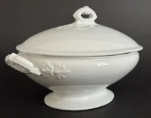 Beaded Handle | Henry Burgess | Vegetable Tureen Base and Lid | Embossing | 003