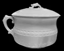 Blanket Stitch | Wedgwood & Co. | Chamber Pot Base and Lid | Item | 001
