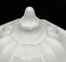 Boote 1851_T. & R. Boote (& Co.)_Vegetable Tureen Base and Lid_Finial_003