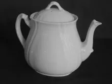 Chelsea | Johnson Bros. (Late Pankhurst & Co.) | Teapot Base and Lid | Item | 004