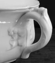 Chinese Shape | T. & R. Boote (& Co.) | Chamber Pot Base and Lid | Handle | 003