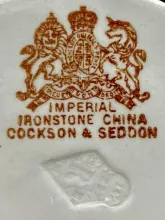 Clover_Cockson & Seddon_Brush Vase Underplate_Mark_002