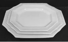 De Soto Shape_Thomas Hughes_Platter_Collection_001