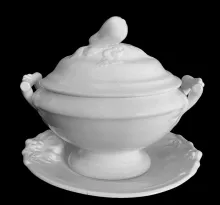 Draped Leaf with Berries | James Edwards & Son | Sauce or Soup Tureen Base, Lid, and Underplate | Item | 001