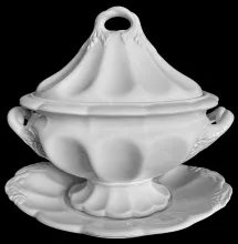 Fluted Hops_J. W. Pankhurst (& Co.)_Sauce or Soup Tureen Base, Lid, and Underplate_Item_002