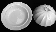 Fluted Panels_Thomas Edwards_Butter Dish with Lid_Item_002