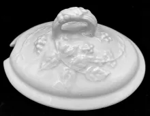 Forget-Me-Not_E. & C. Challinor_Sauce or Soup Tureen Base and Lid_Item_002