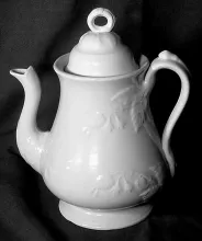 Fuchsia_Unspecified_Teapot or Coffee Pot Base and Lid_Item_001