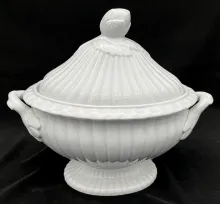 Full Ribbed | J. W. Pankhurst (& Co.) | Sauce or Soup Tureen Base and Lid | Item | 001