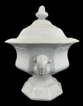 Girard Shape | Ridgway, Bates, & Co. | Sauce or Soup Tureen Base and Lid | Handle | 002