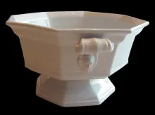 Gothic with Cameo_James Edwards_Compote on Short Pedestal_Item_001