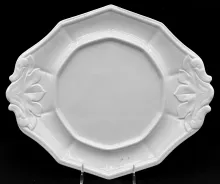 Gothic_Edward Challinor (& Co.)_Sauce or Soup Tureen Underplate_Item_001