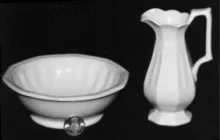 Gothic_J. W. Pankhurst (& Co.)_Child Toilet Set or Pieces_Item_001