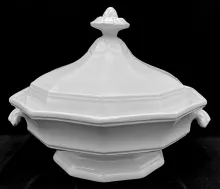 Gothic_John Meir & Son_Vegetable Tureen Base and Lid_Item_002
