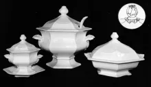 Gothic_John Ridgway & Co._Sauce or Soup Tureen Base and Lid_Collection_001