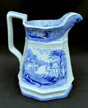 Gothic_Joseph Clementson_Creamer or Cream Pitcher_DecItem_001