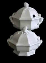 Gothic | Unspecified | Sauce or Soup Tureen Base and Lid | Collection | 002