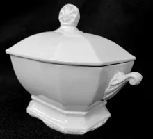 Gothic | Unspecified | Sauce or Soup Tureen Base and Lid | Handle | 017