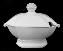 Gothic | Unspecified | Sauce or Soup Tureen Base and Lid | Item | 015
