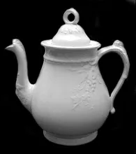 Grape Cluster with Chain_Henry Burgess_Teapot or Coffee Pot Base and Lid_Item_001