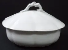 Hudson Shape | Bishop & Stonier | Soap Box Base, Lid, and Insert | Item | 001