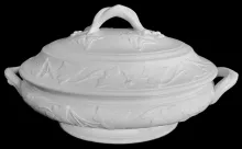 Ivy Wreath_John Meir & Son_Vegetable Tureen Base and Lid_Item_001