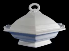 Montpelier (Gothic) | John Ridgway & Co. | Vegetable Tureen Base and Lid | Item | 001