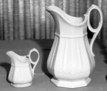 Niagara Shape (Scalloped Decagon)_Unspecified_Table Pitcher_Collection_001